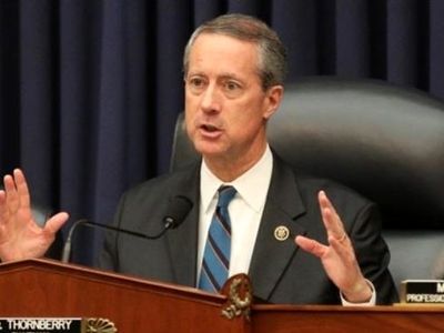 US republican warns Trump against leaving Iran deal