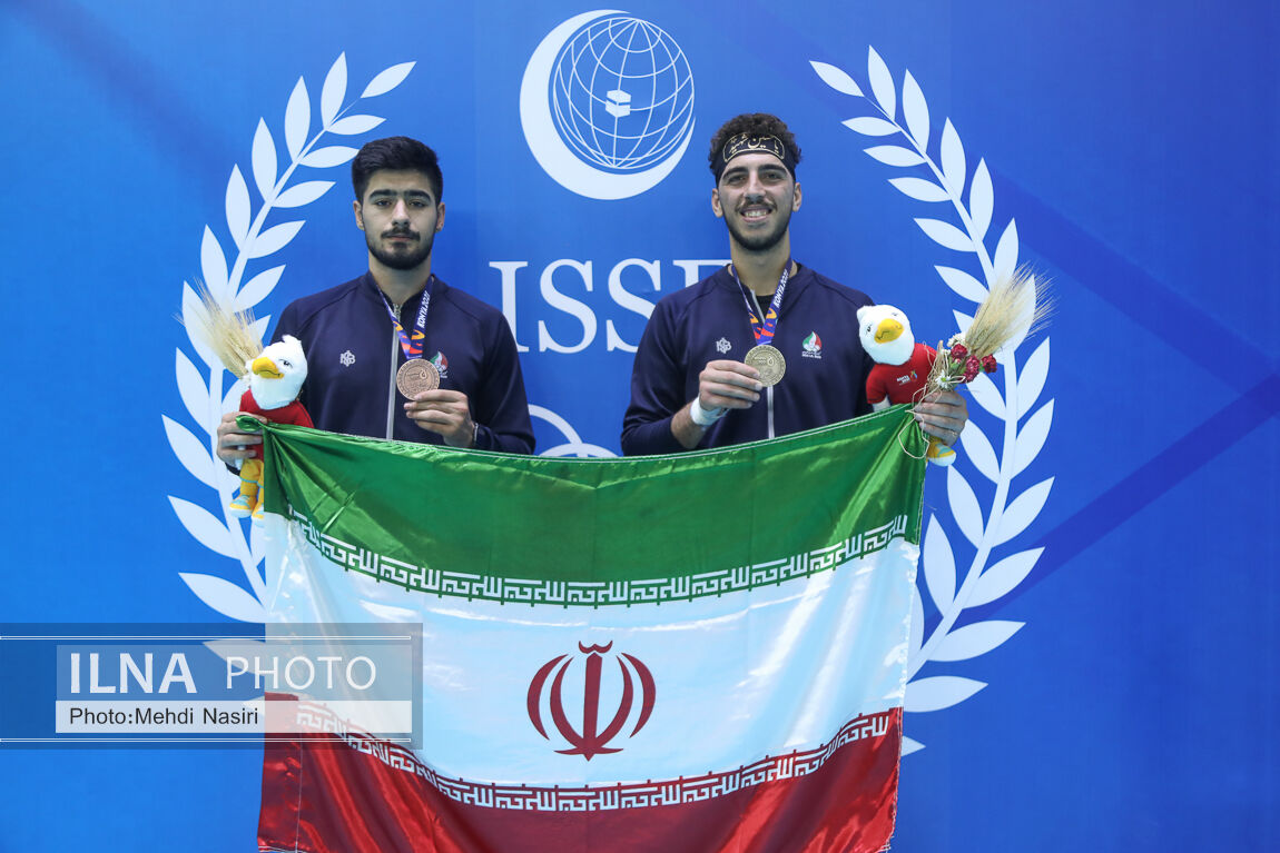   علی احمدی/ مهران برخورداری