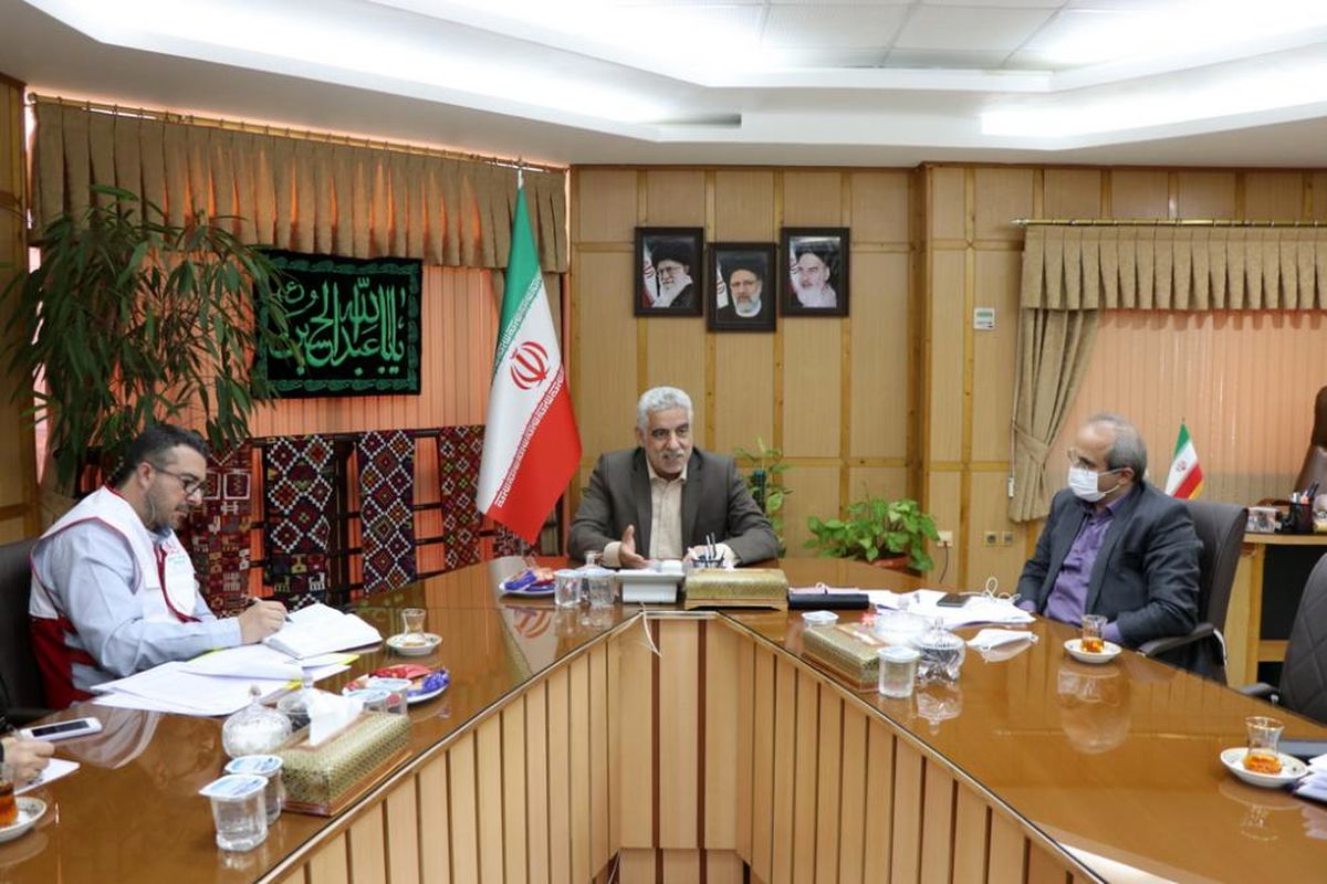 ضرورت راه اندازی داروخانه ‌های هلال احمر گیلان با تأمین مناسب اقلام دارویی و دسترسی راحت مردم به محل داروخانه 