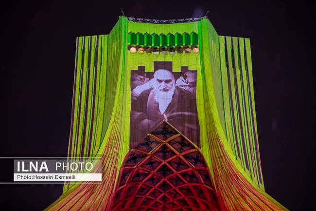 نور افشانی در شب سالگرد انقلاب