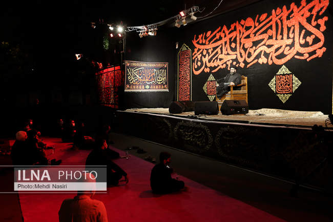 عزاداری شب پنجم محرم در میدان فلسطین تهران