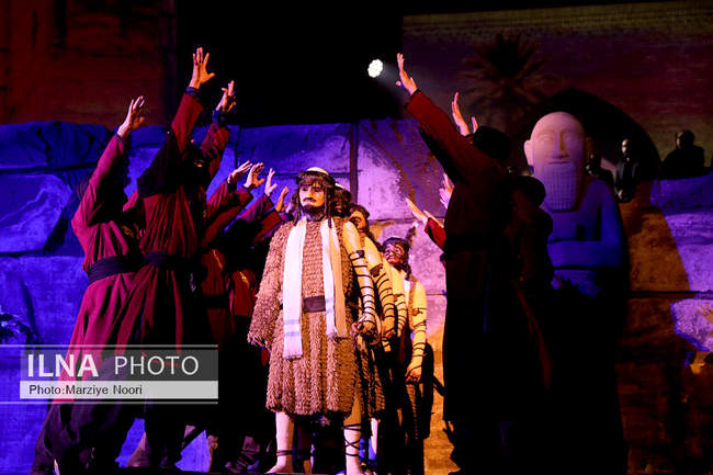 رونمایی از نماد «فاتح خیبر»