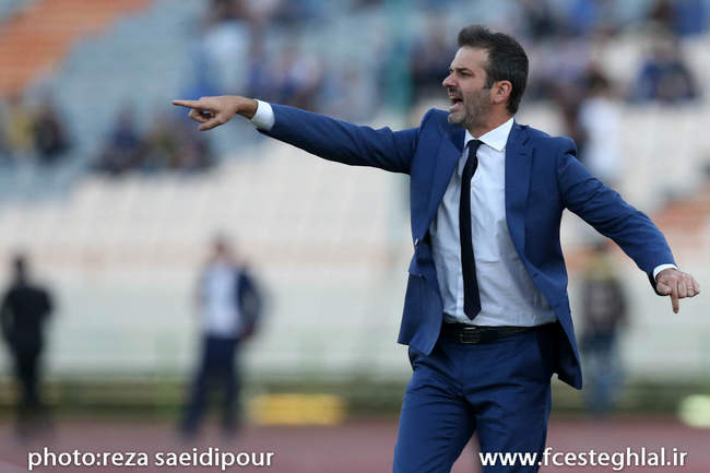 گزارش تصویری دیدار استقلال و فولاد خوزستان