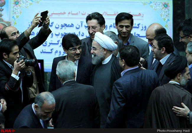 تقدیم لایحه بودجه نود و پنج به مجلس شورای اسلامی /1