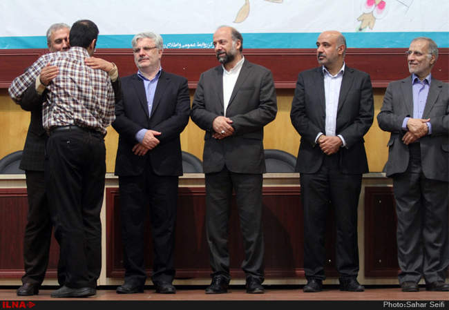 نخستین نشست «روزنامه نگاران؛ نیازهای حرفه‌ای و مسایل اجتماعی» 