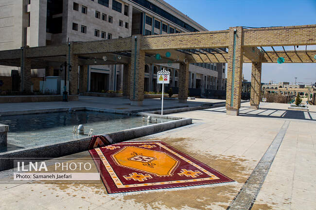 جلوه گری المان های نوروزی در مشهد