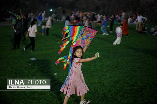 جشنواره پرواز بادبادک‌ها در قزوین